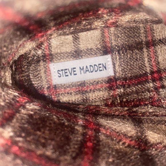 STEVE MADDEN DUCK BOOTS - Picture 2 of 6